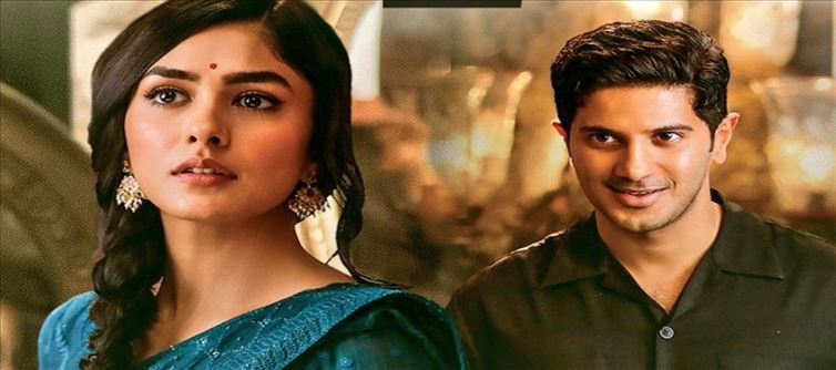 "సీతారామం" హీరోయిన్ కు అగ్రసంస్థ నుండి గోల్డెన్ ఆఫర్ !