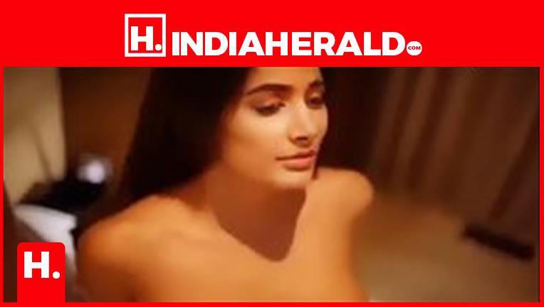 Urvashi Rautela Xvideos - Pooja Hegde PORN VIDEO shocks Internet - See This..