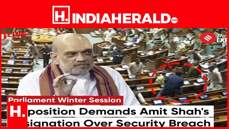 Protest In Parliament Demanding Amit Shah S Resignation