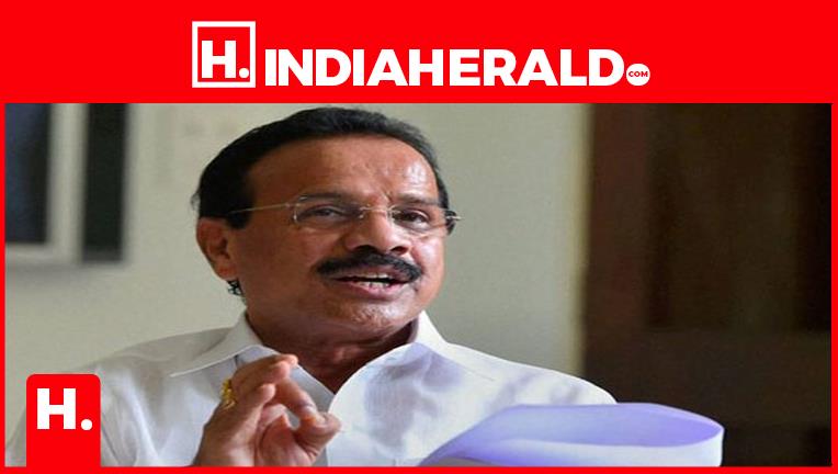 Sadananda Gowda did a U-turn citing pressure from his follo